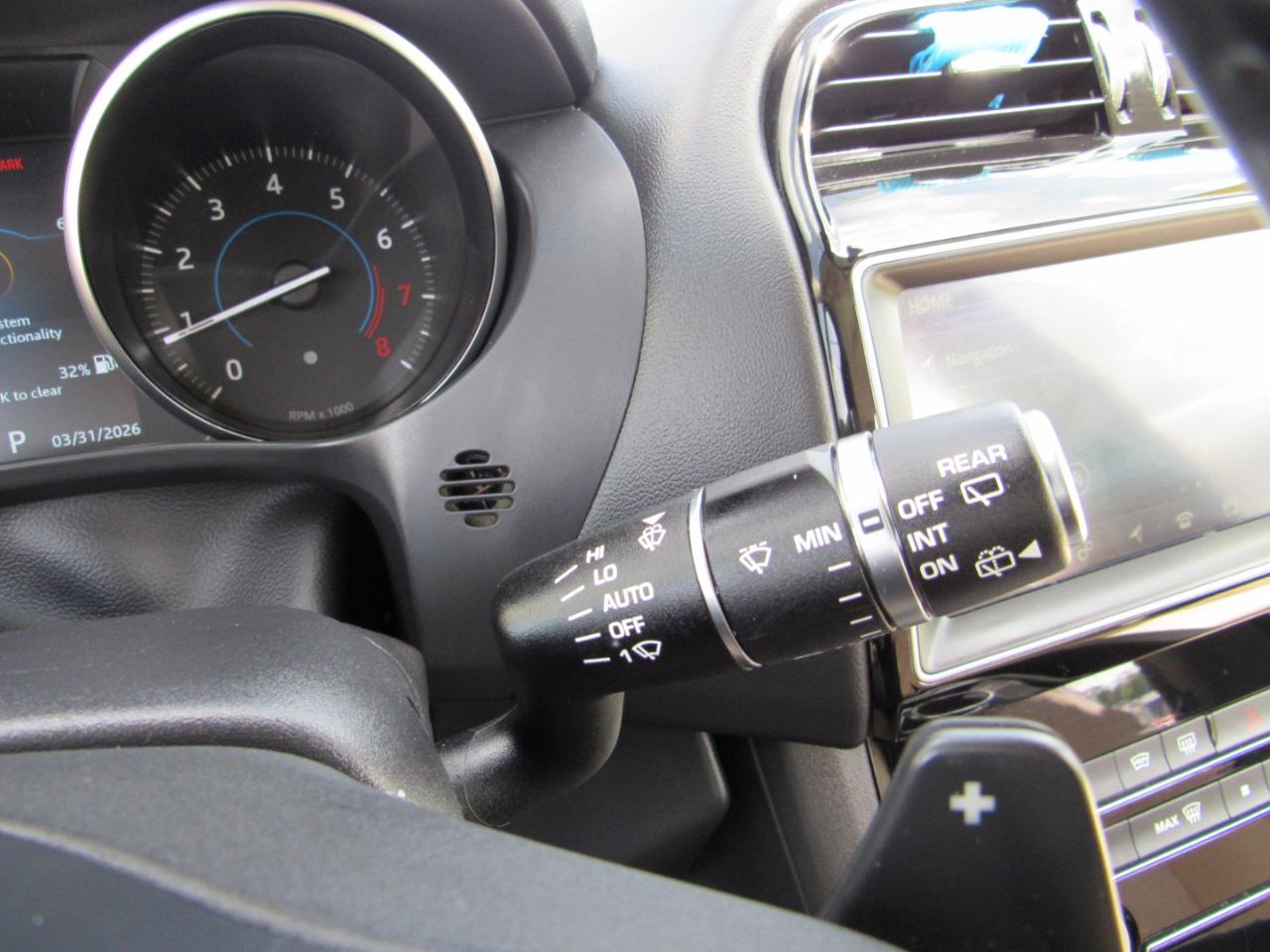 Jaguar F-Pace 25t Premium AWD 2019