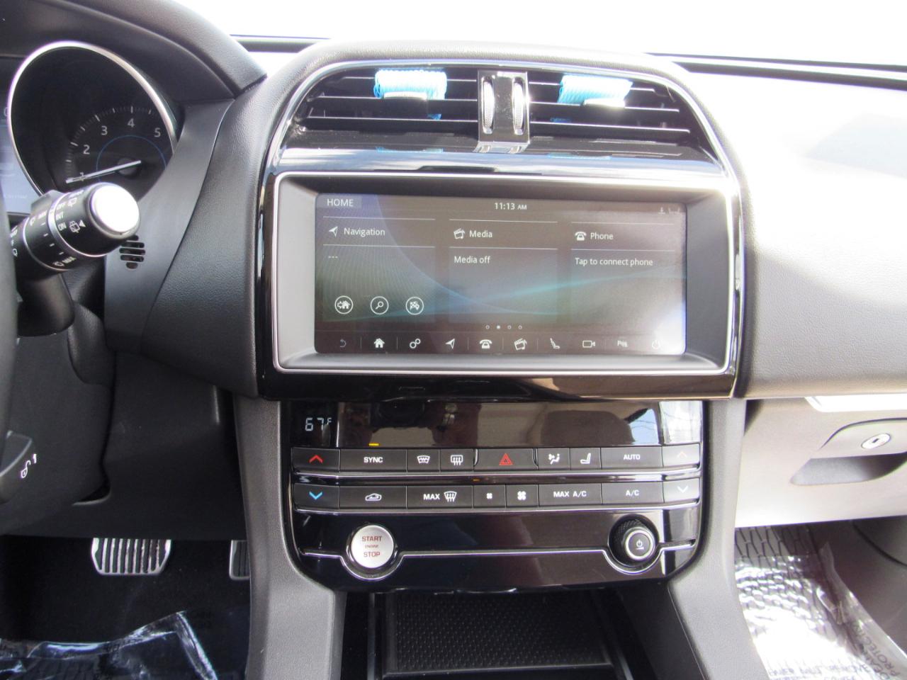 Jaguar F-Pace 25t Premium AWD 2019