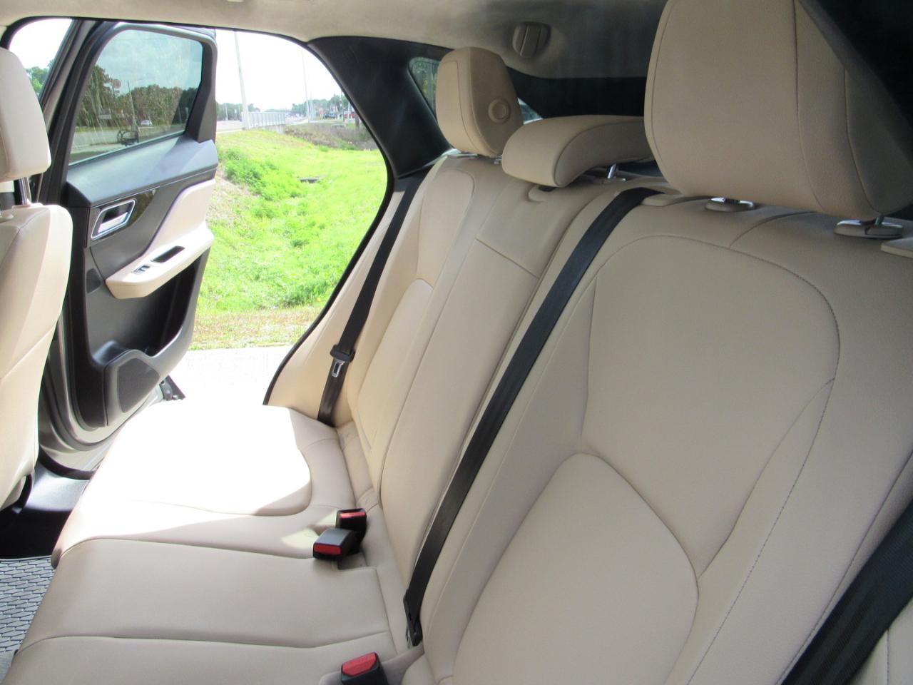 Jaguar F-Pace 25t Premium AWD 2019