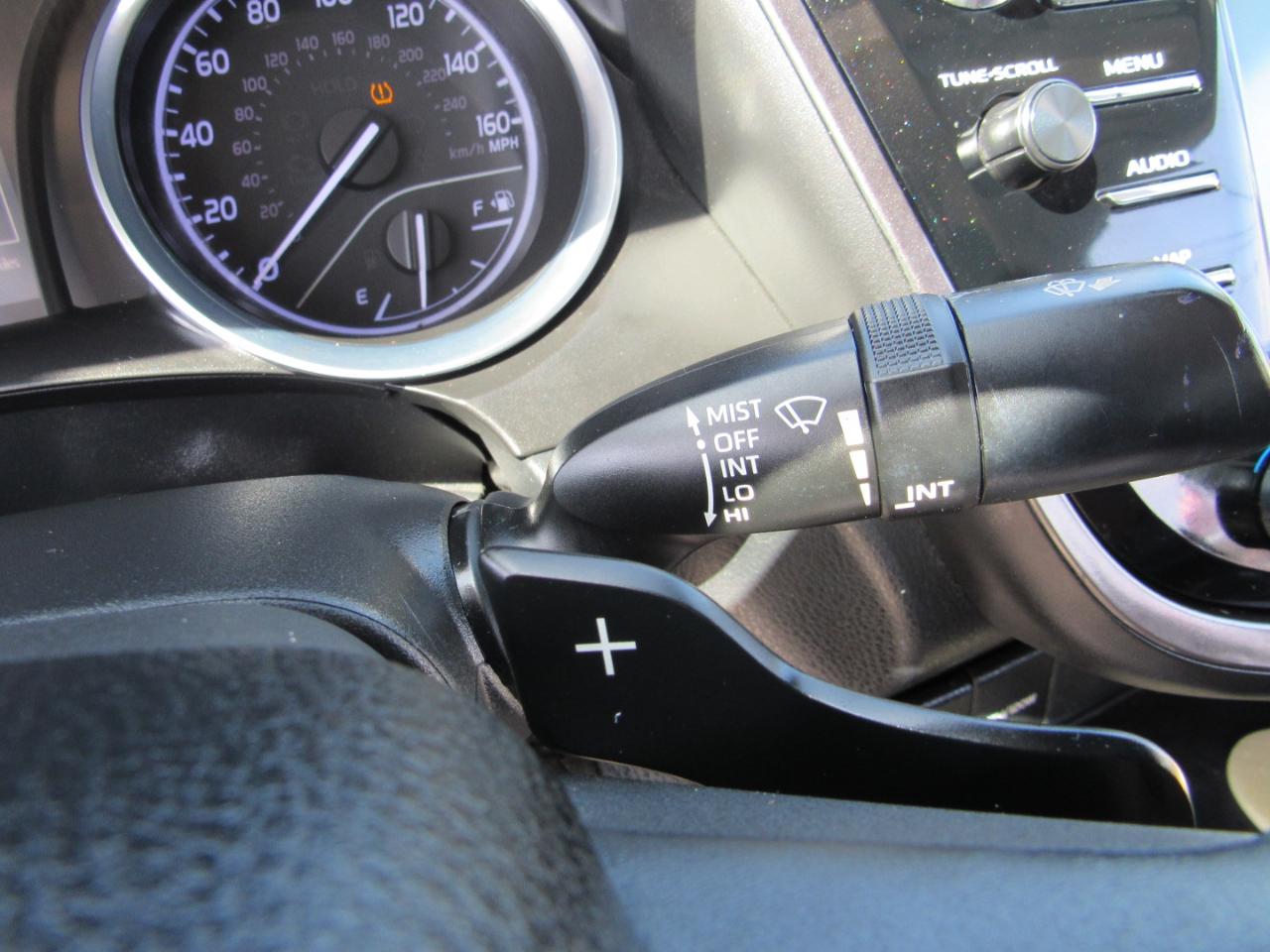 Toyota Camry XLE Auto (Natl) 2019