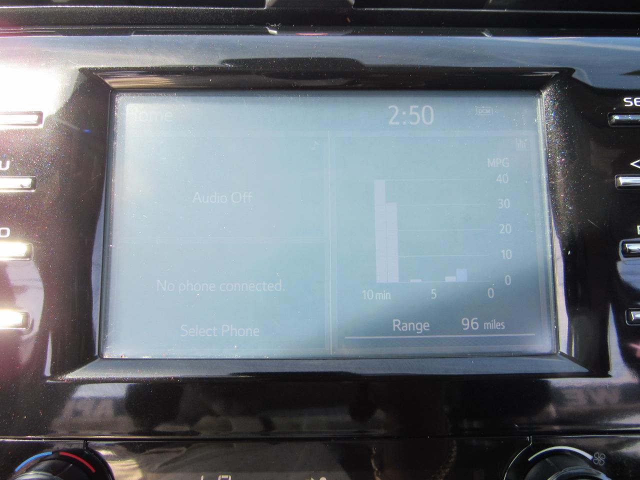 Toyota Camry XLE Auto (Natl) 2019