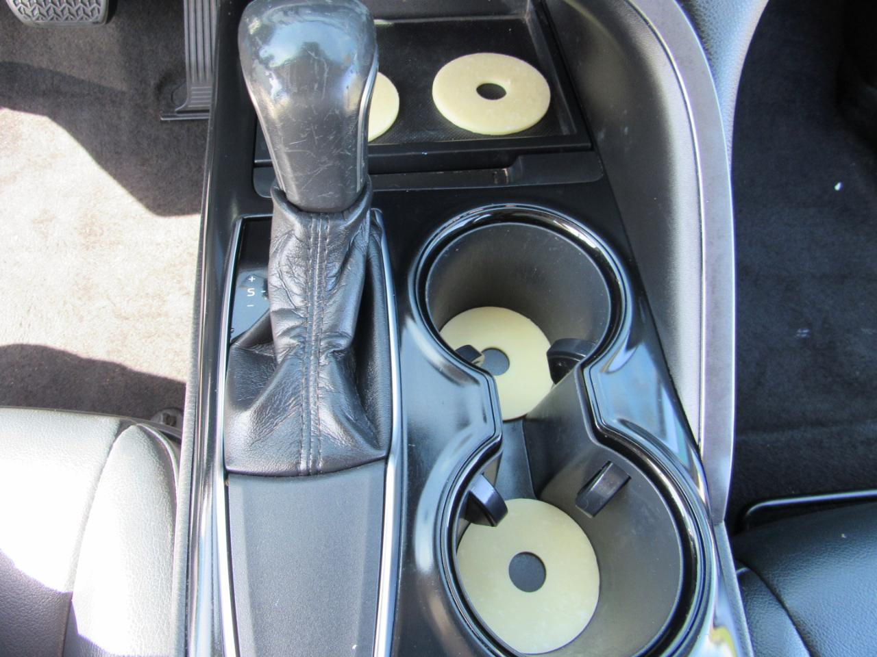 Toyota Camry XLE Auto (Natl) 2019