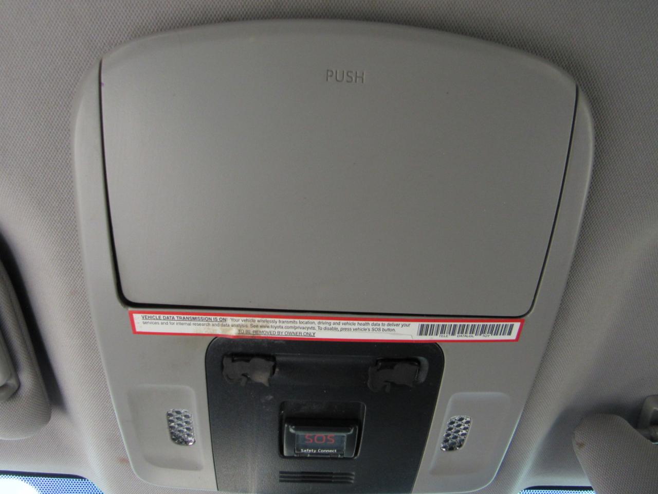 Toyota Camry XLE Auto (Natl) 2019