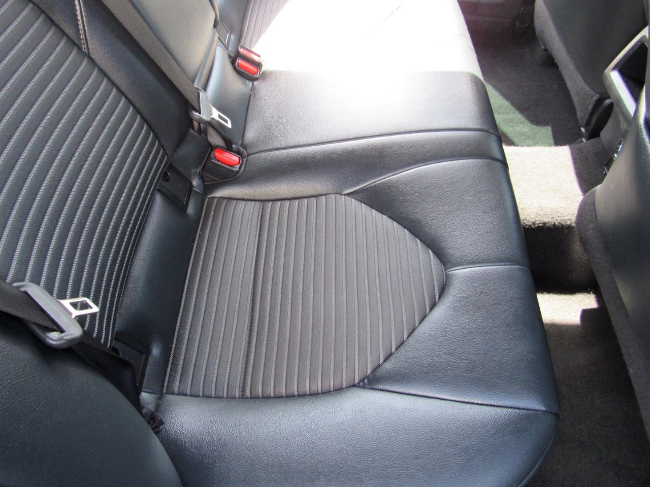 Toyota Camry XLE Auto (Natl) 2019