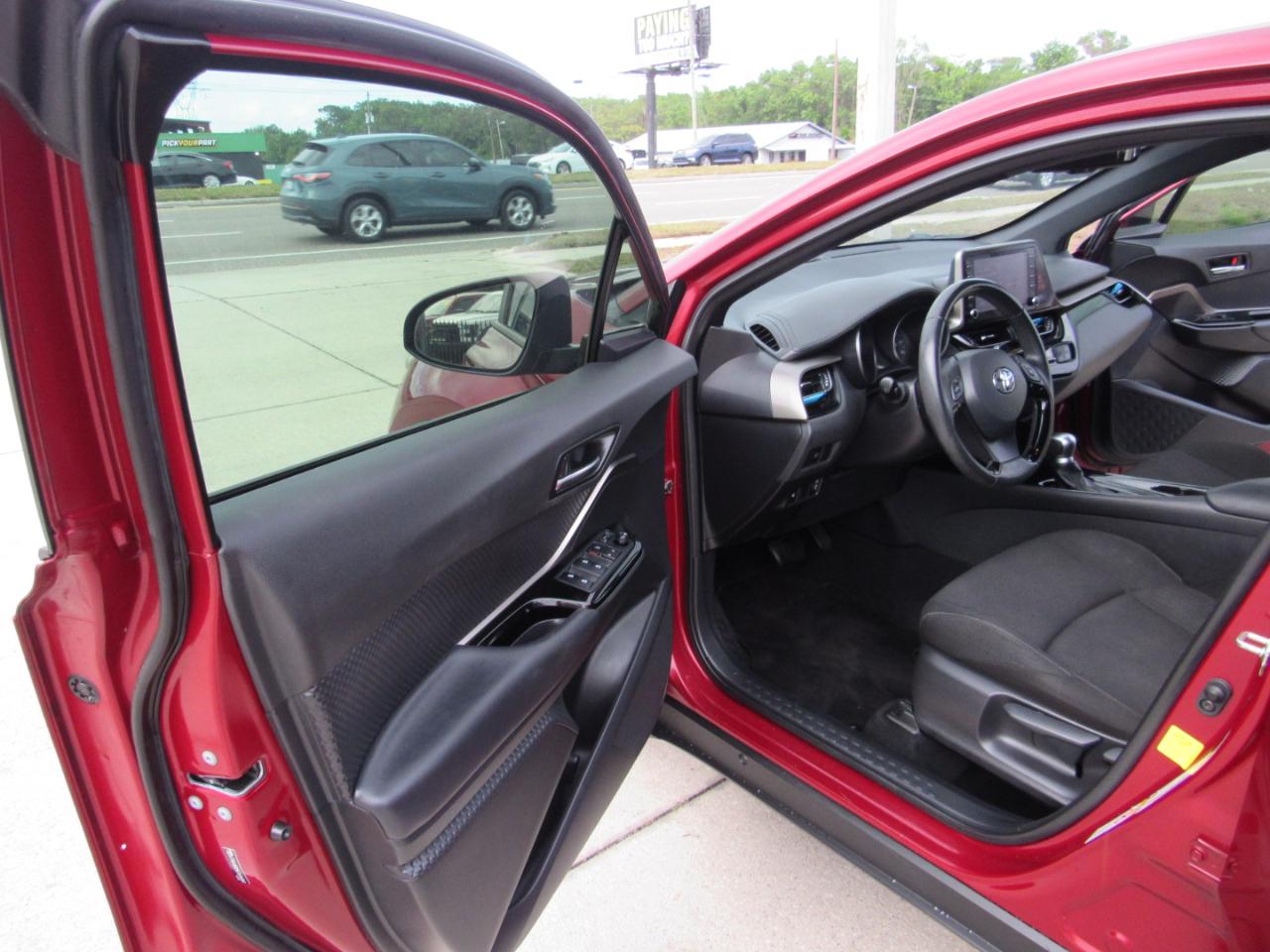 Toyota C-HR Limited FWD (Natl) 2019