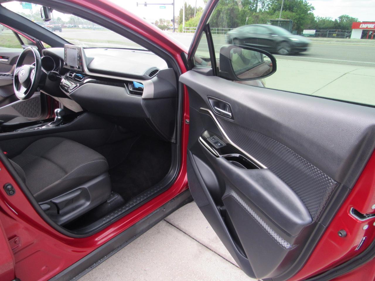 Toyota C-HR Limited FWD (Natl) 2019