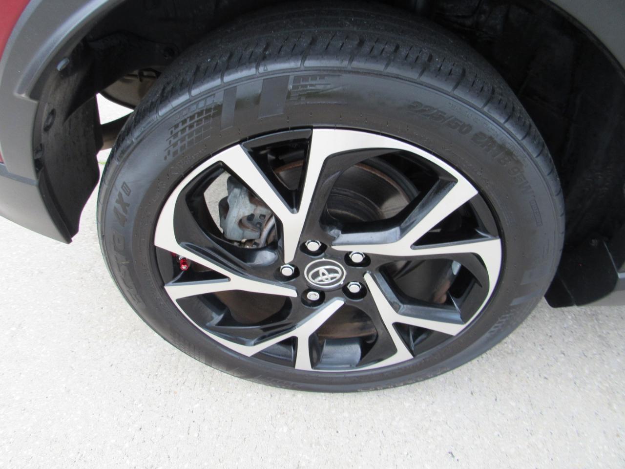 Toyota C-HR Limited FWD (Natl) 2019