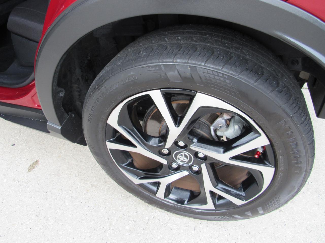 Toyota C-HR Limited FWD (Natl) 2019