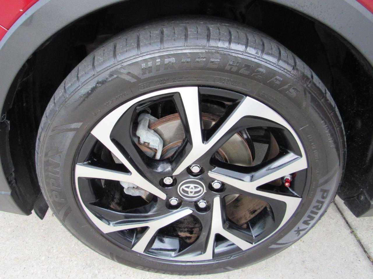 Toyota C-HR Limited FWD (Natl) 2019