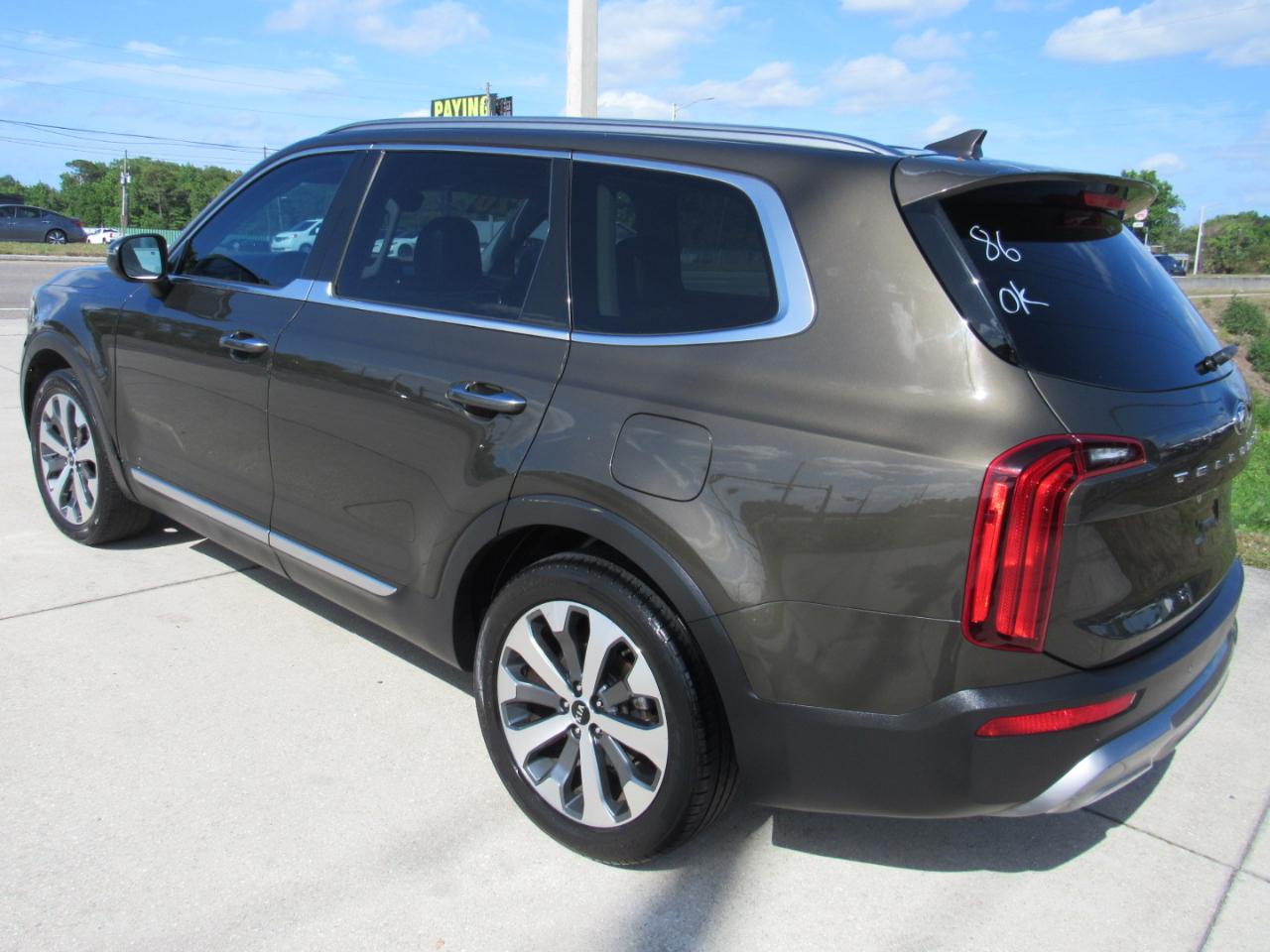 Kia Telluride S FWD 2020