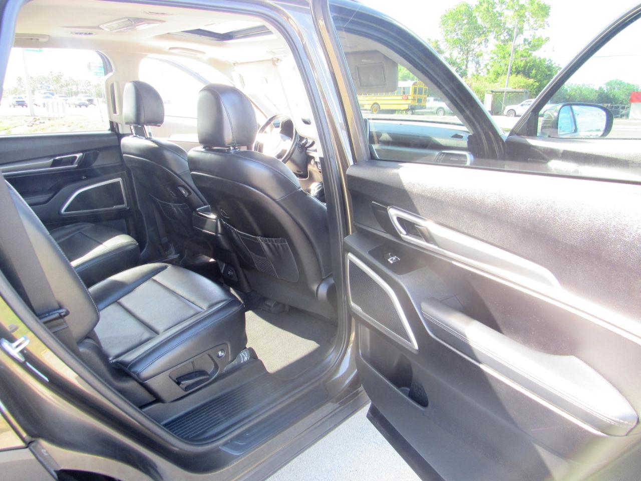 Kia Telluride S FWD 2020