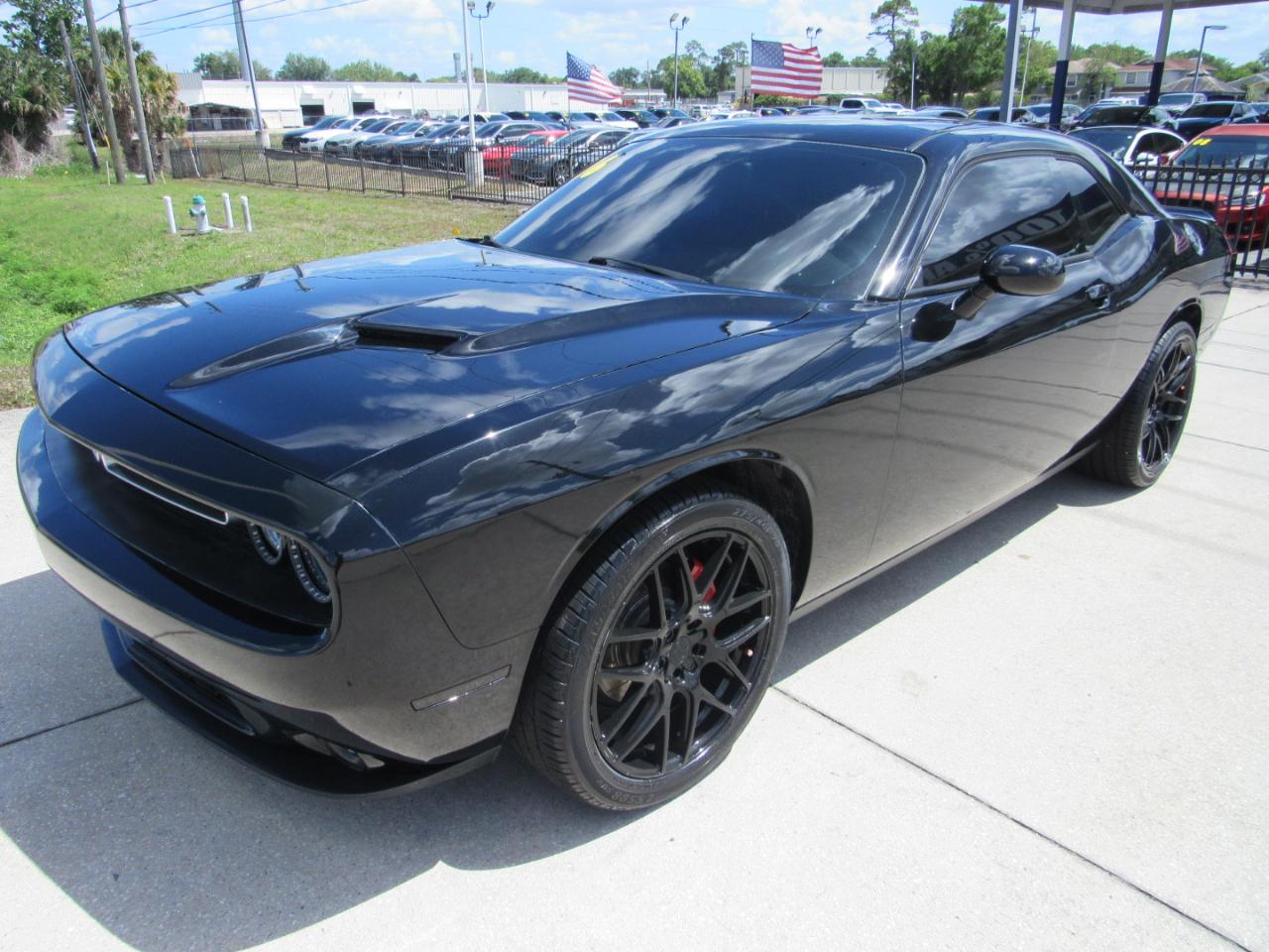 Dodge Challenger 2dr Cpe SXT 2016