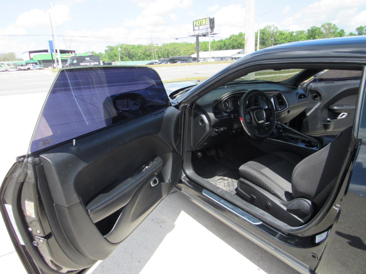 Dodge Challenger 2dr Cpe SXT 2016