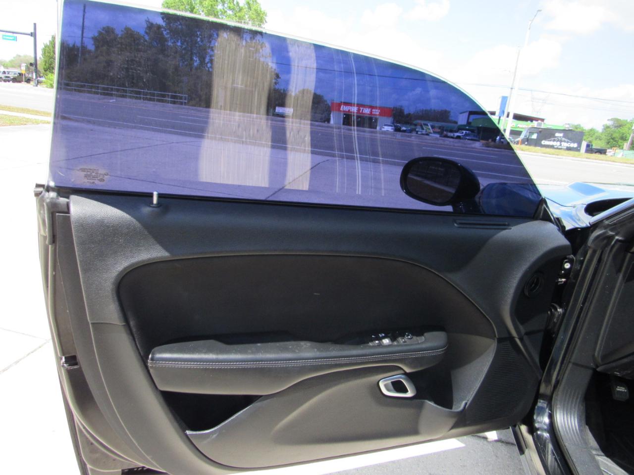 Dodge Challenger 2dr Cpe SXT 2016