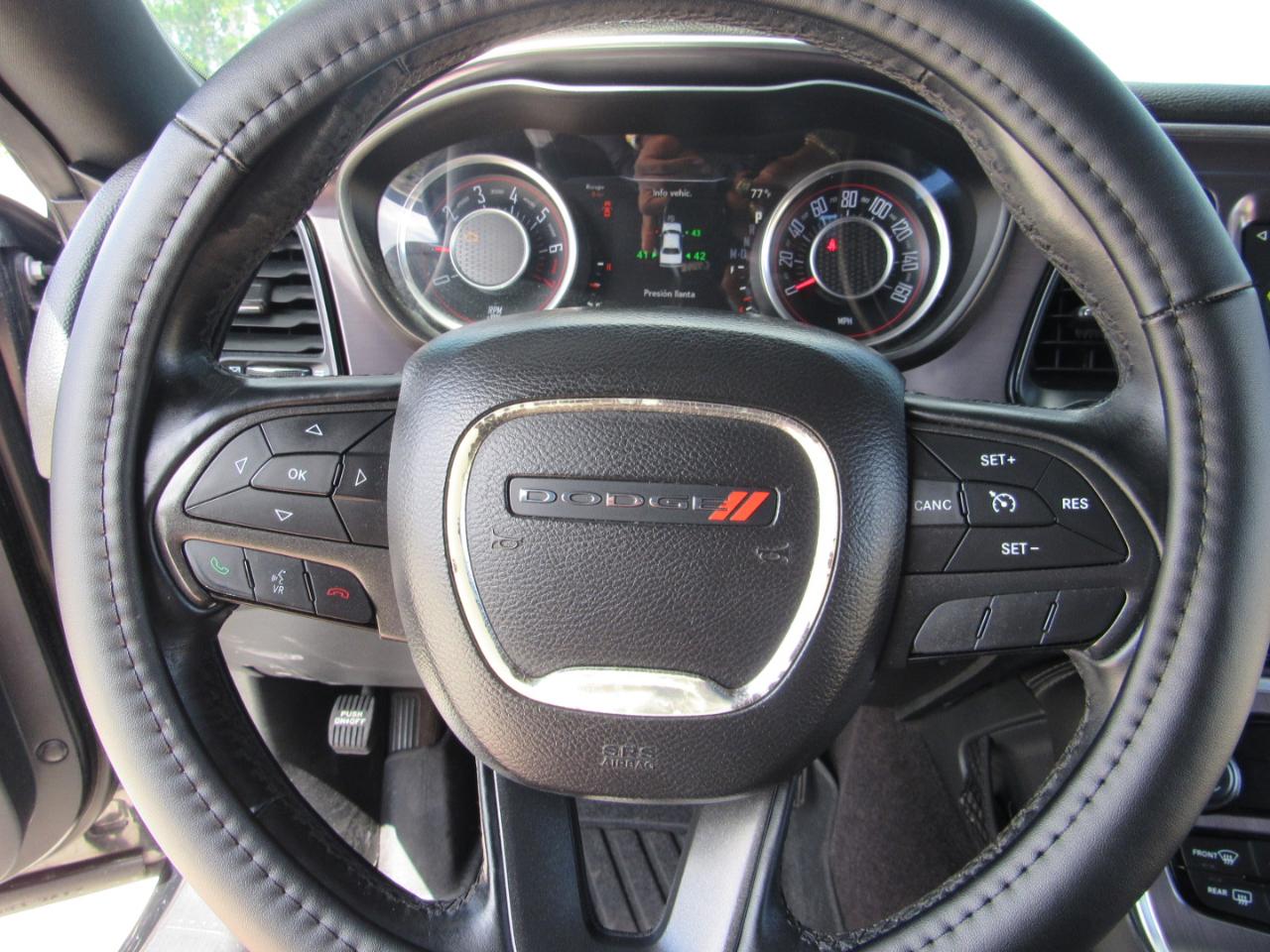 Dodge Challenger 2dr Cpe SXT 2016