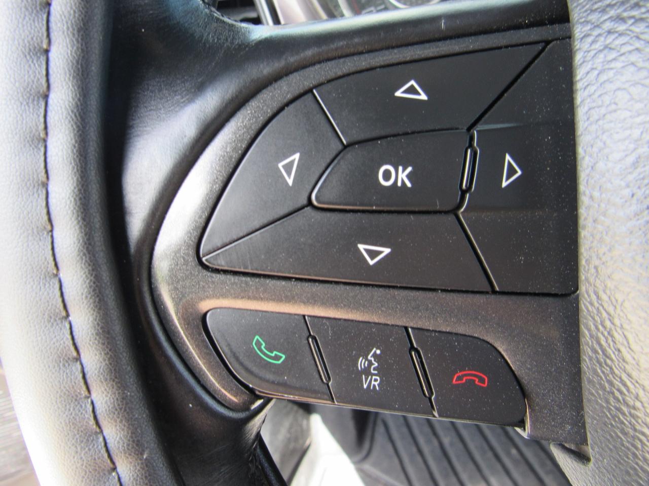 Dodge Challenger 2dr Cpe SXT 2016