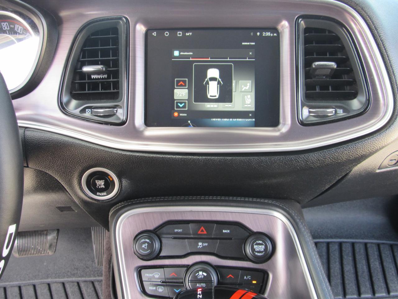 Dodge Challenger 2dr Cpe SXT 2016