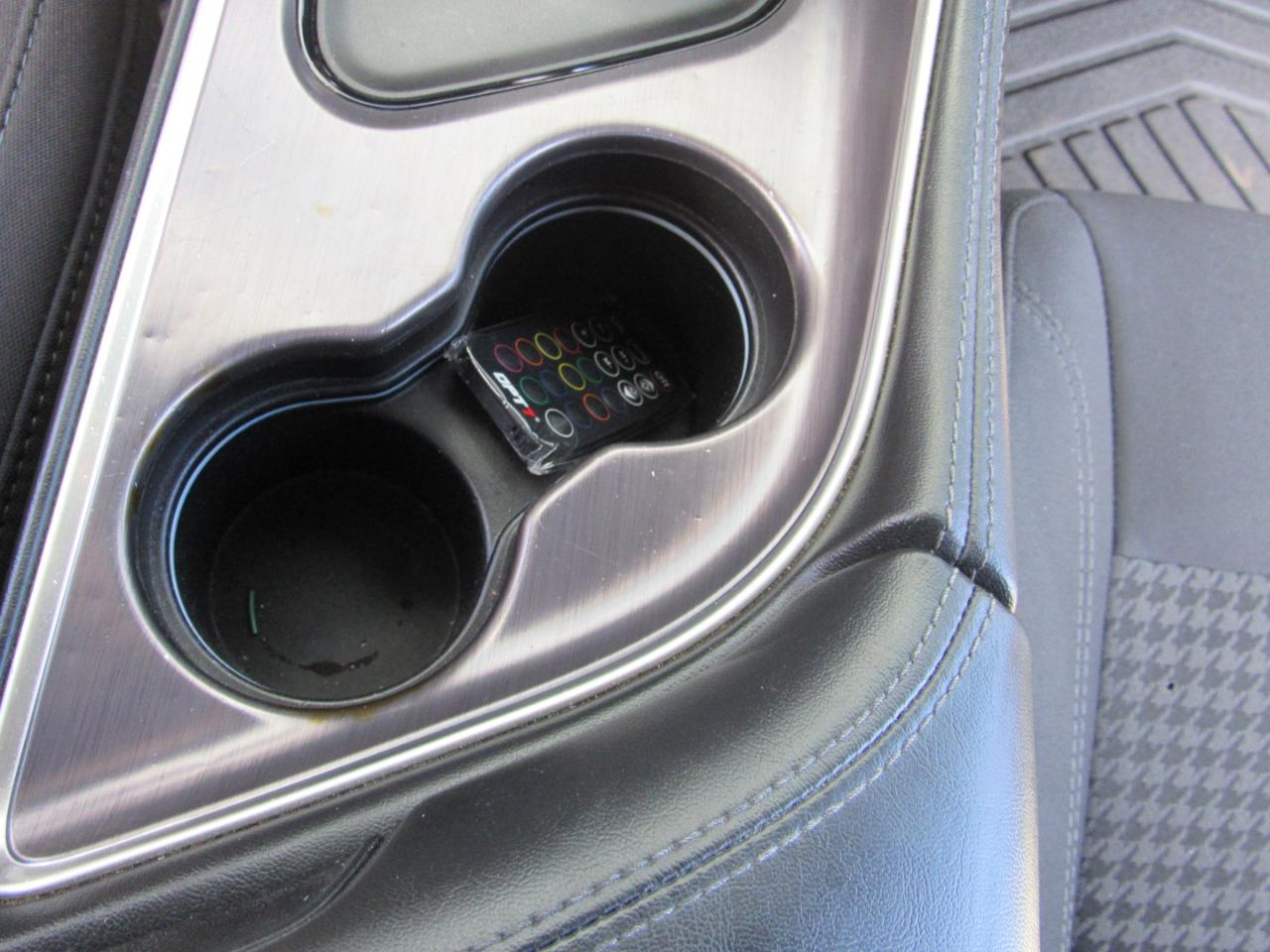 Dodge Challenger 2dr Cpe SXT 2016