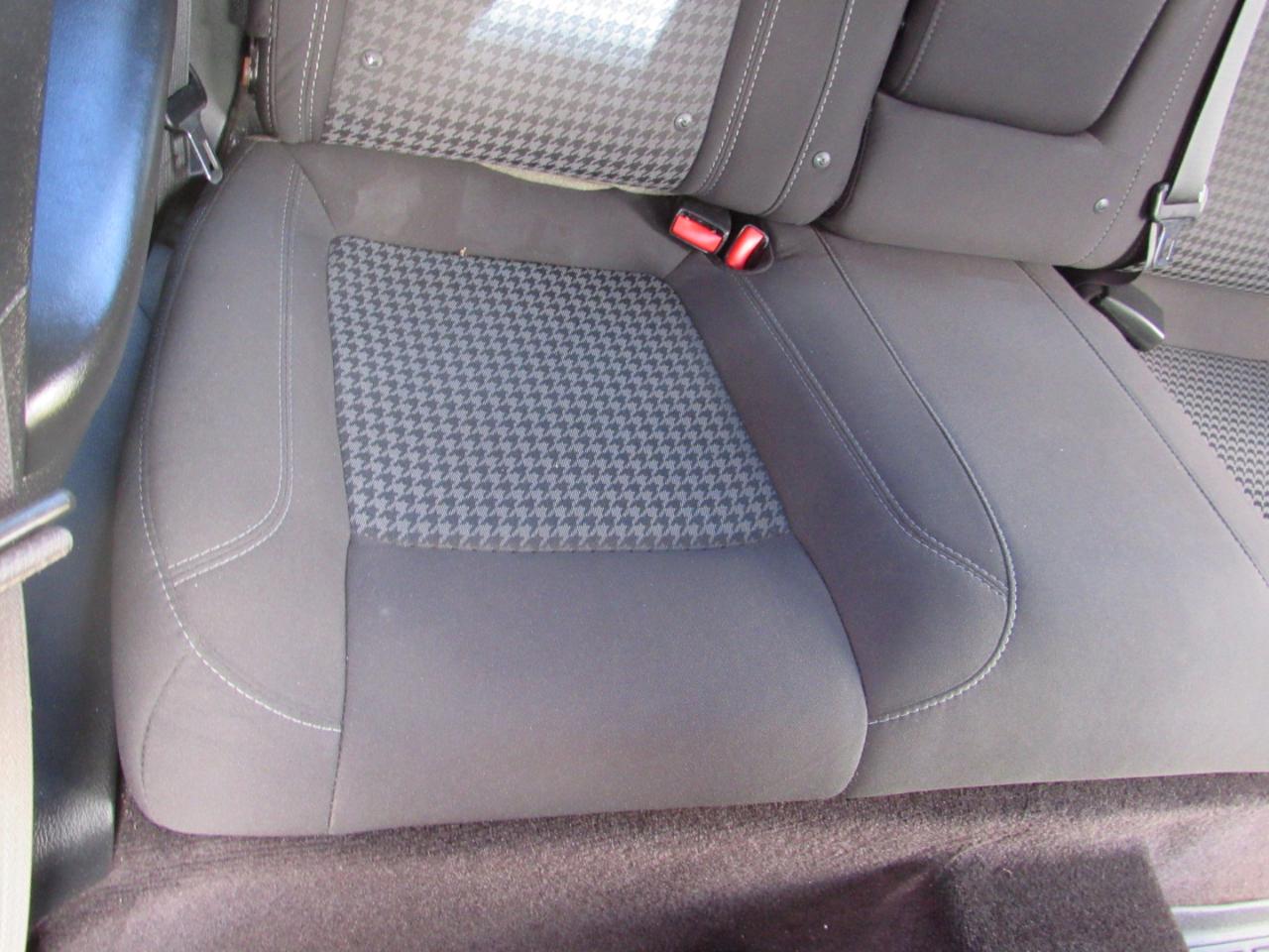 Dodge Challenger 2dr Cpe SXT 2016