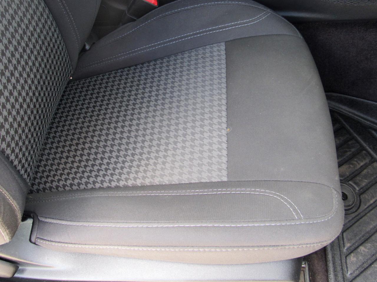 Dodge Challenger 2dr Cpe SXT 2016