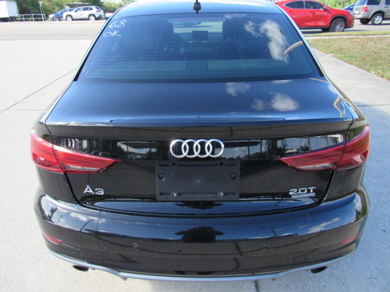 Audi A3 Sedan 2.0 TFSI Tech Premium Plus quattro AWD 2018