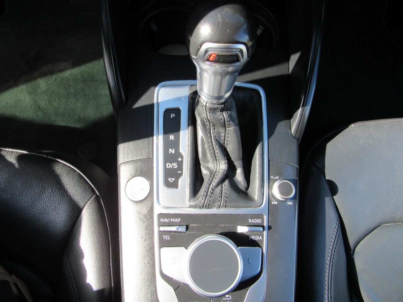 Audi A3 Sedan 2.0 TFSI Tech Premium Plus quattro AWD 2018