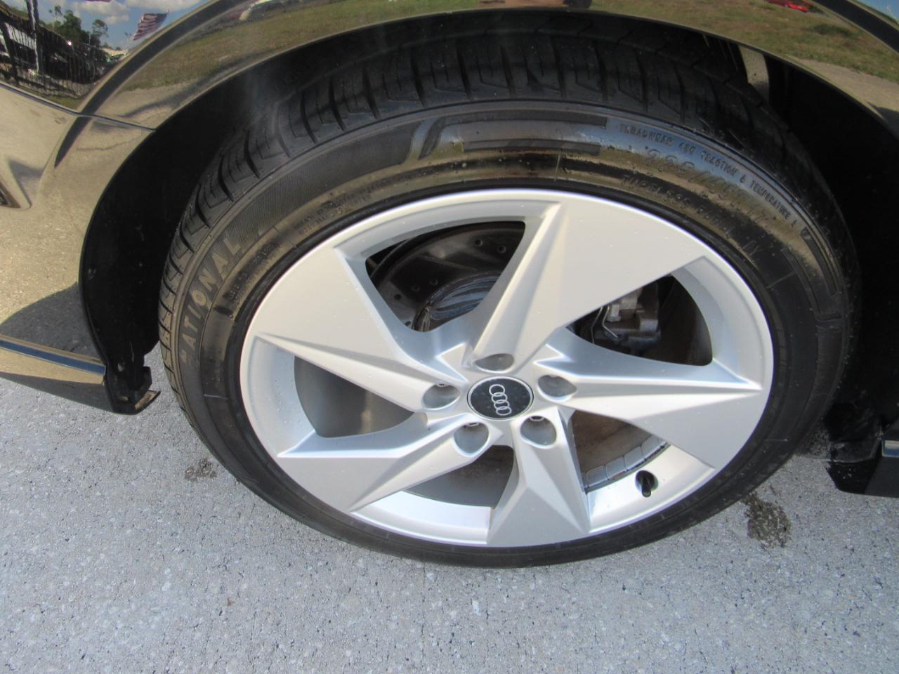 Audi A3 Sedan 2.0 TFSI Tech Premium Plus quattro AWD 2018