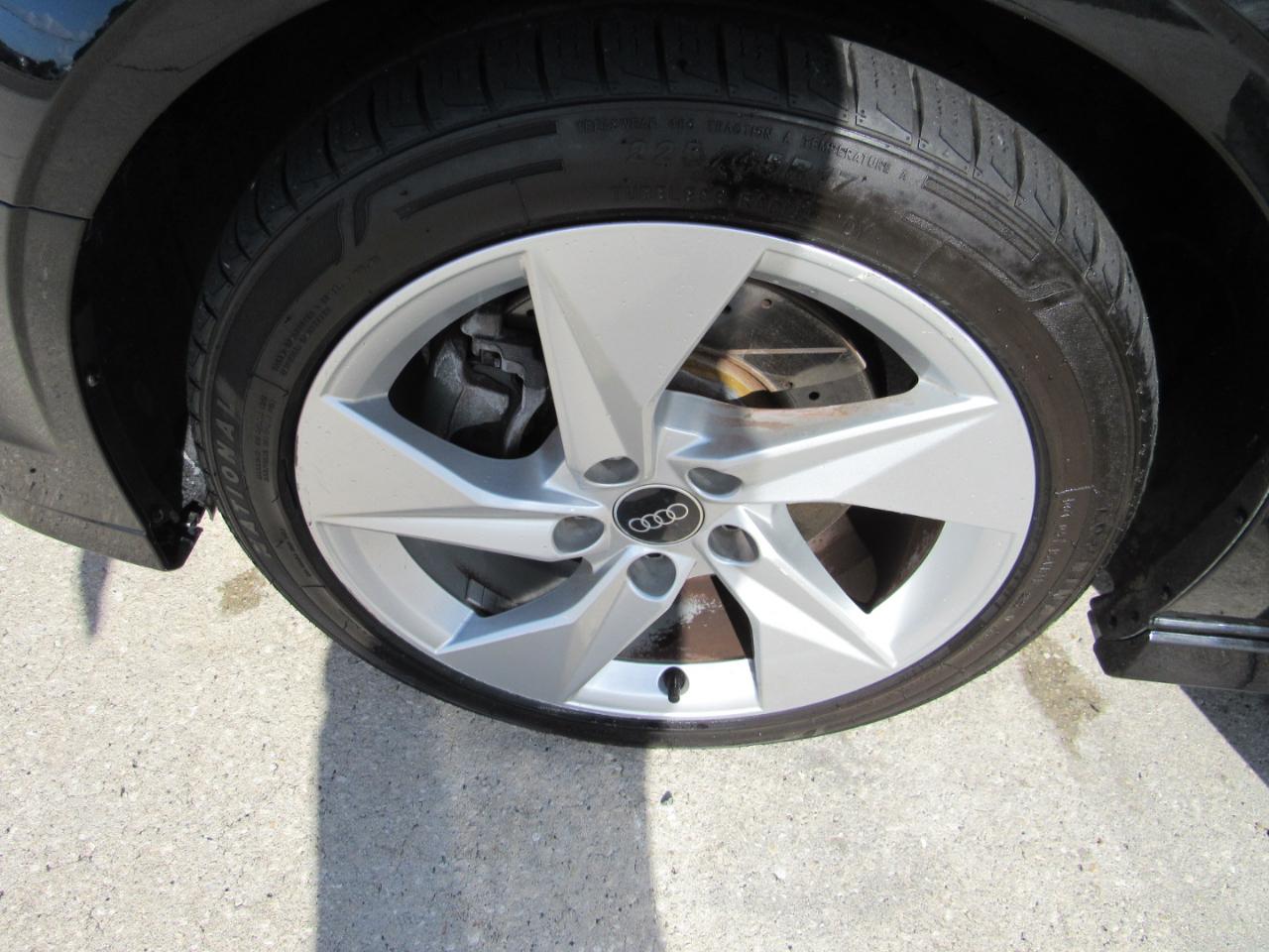 Audi A3 Sedan 2.0 TFSI Tech Premium Plus quattro AWD 2018