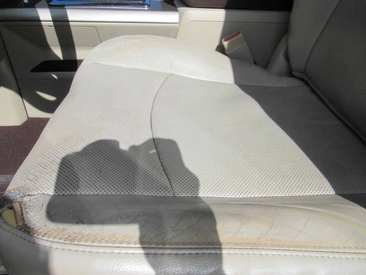 RAM 1500 4WD Quad Cab 140.5" Laramie 2014