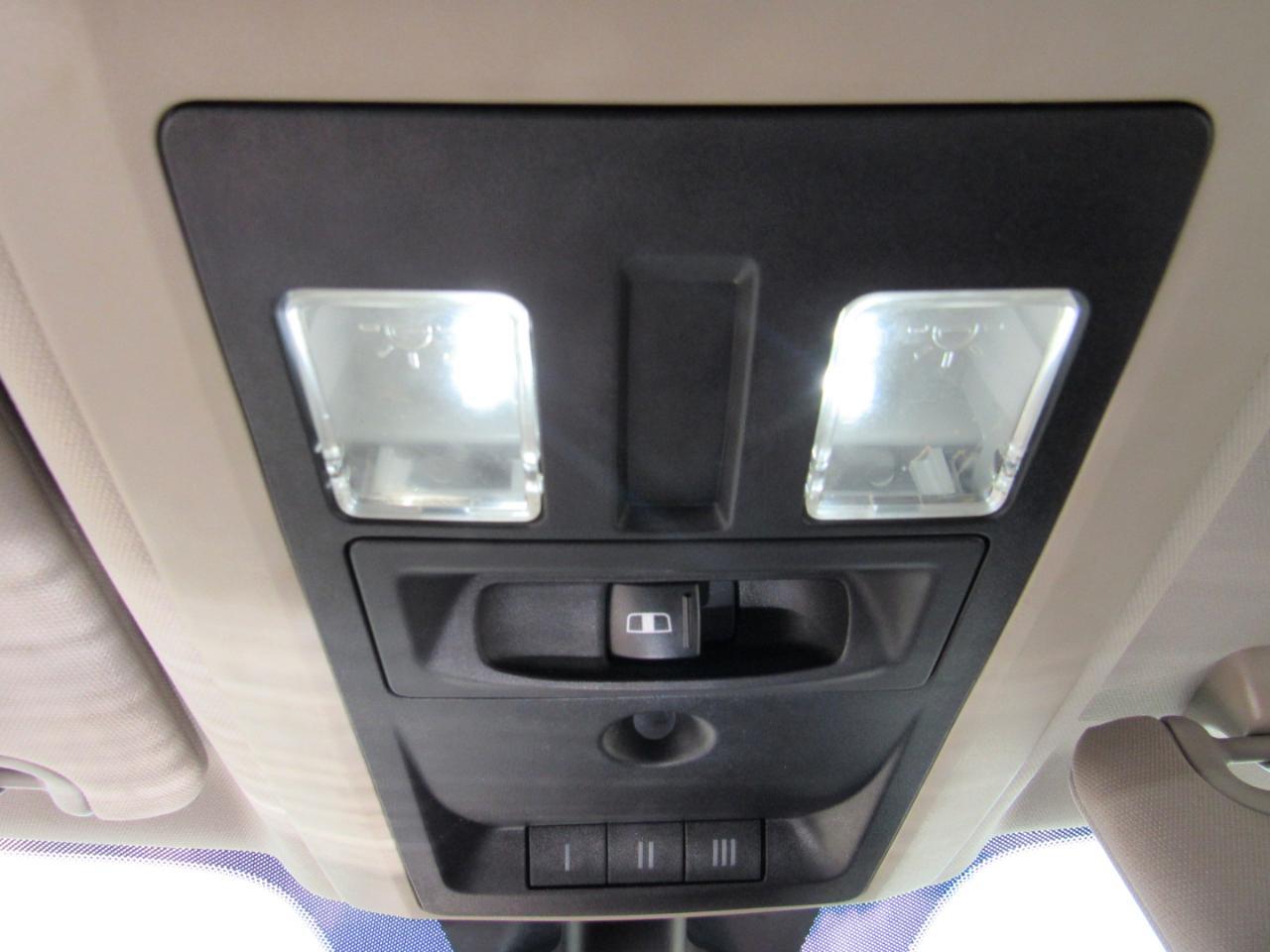 RAM 1500 4WD Quad Cab 140.5" Laramie 2014