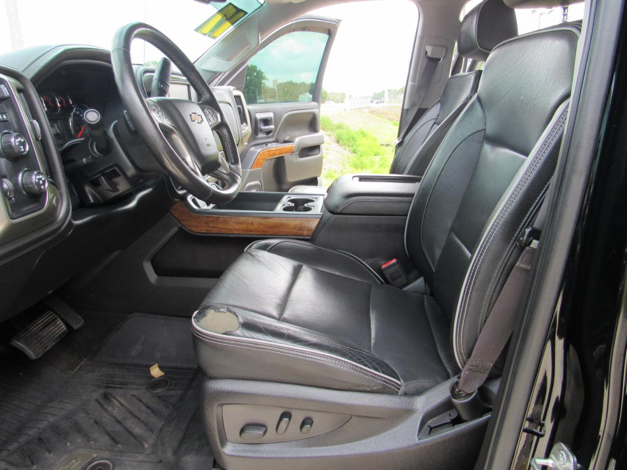 Chevrolet Silverado 1500 4WD Crew Cab 143.5" High Country 2017