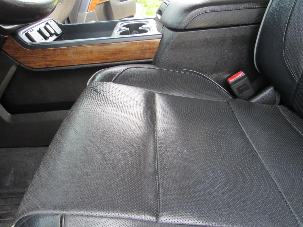 Chevrolet Silverado 1500 4WD Crew Cab 143.5" High Country 2017