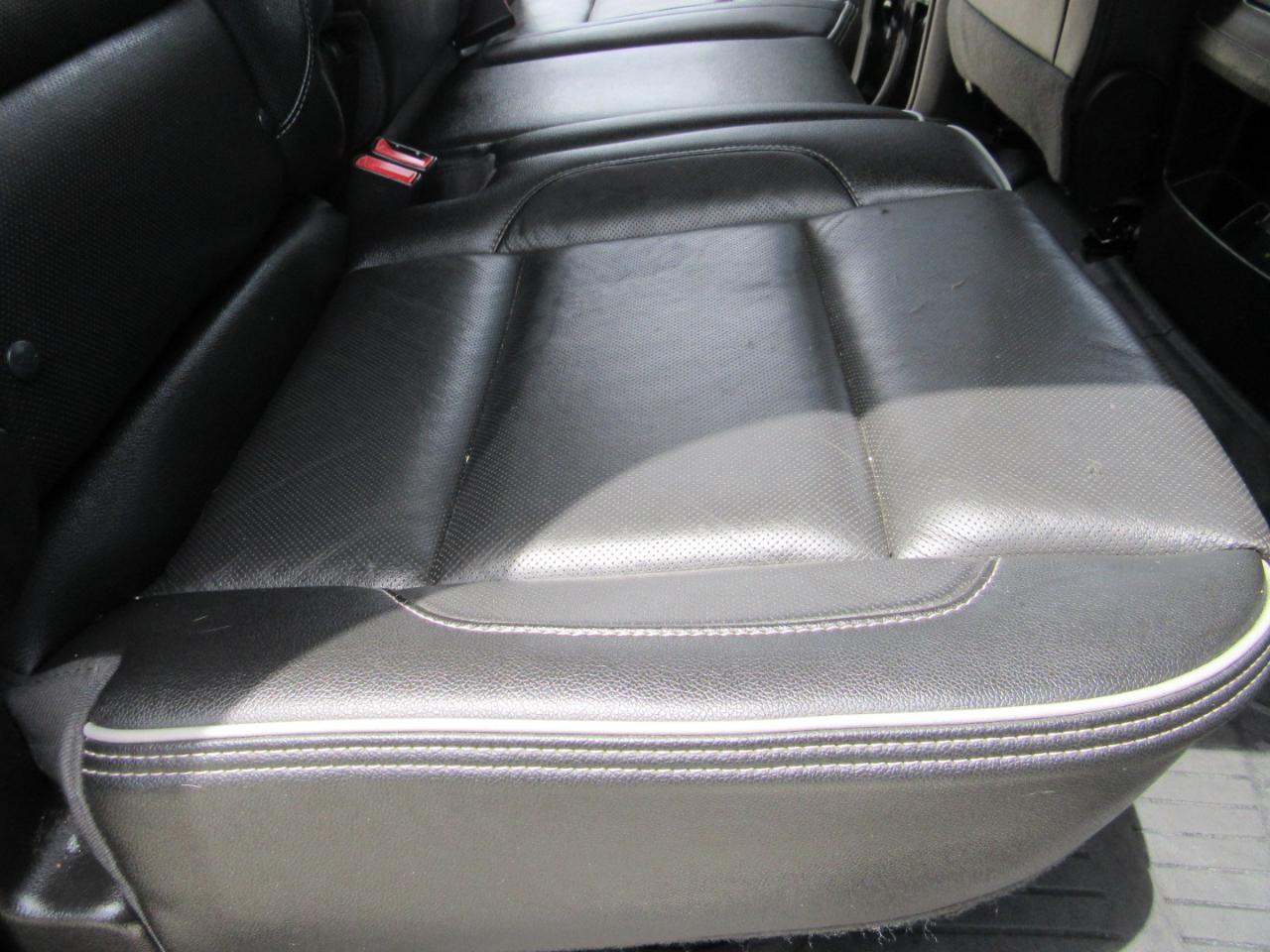 Chevrolet Silverado 1500 4WD Crew Cab 143.5" High Country 2017