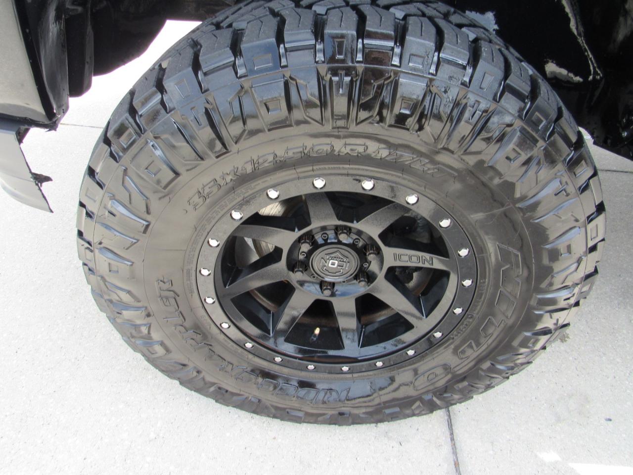 Chevrolet Silverado 1500 4WD Crew Cab 143.5" High Country 2017