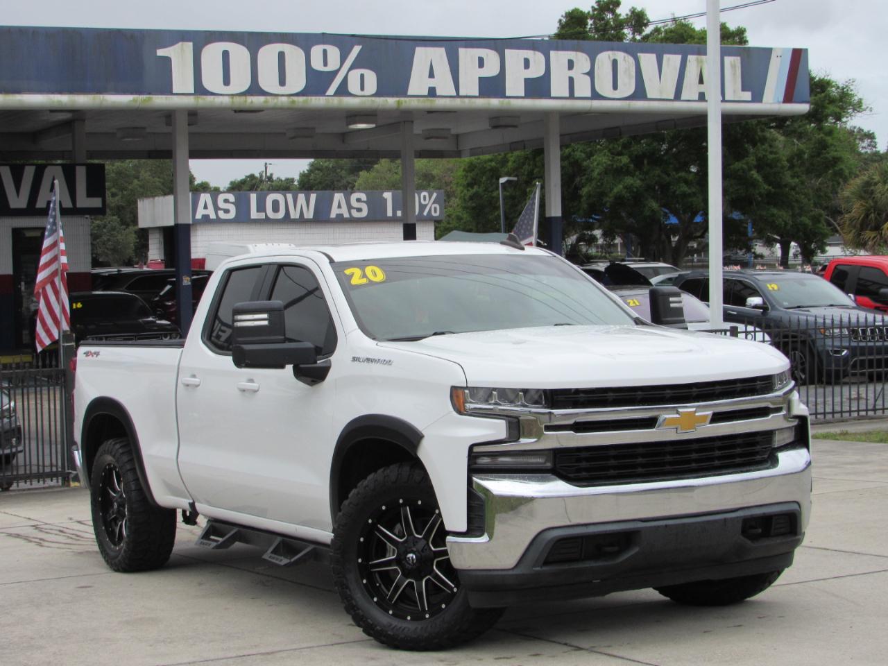 Chevrolet Silverado 1500 4WD Double Cab 147" LT 2020
