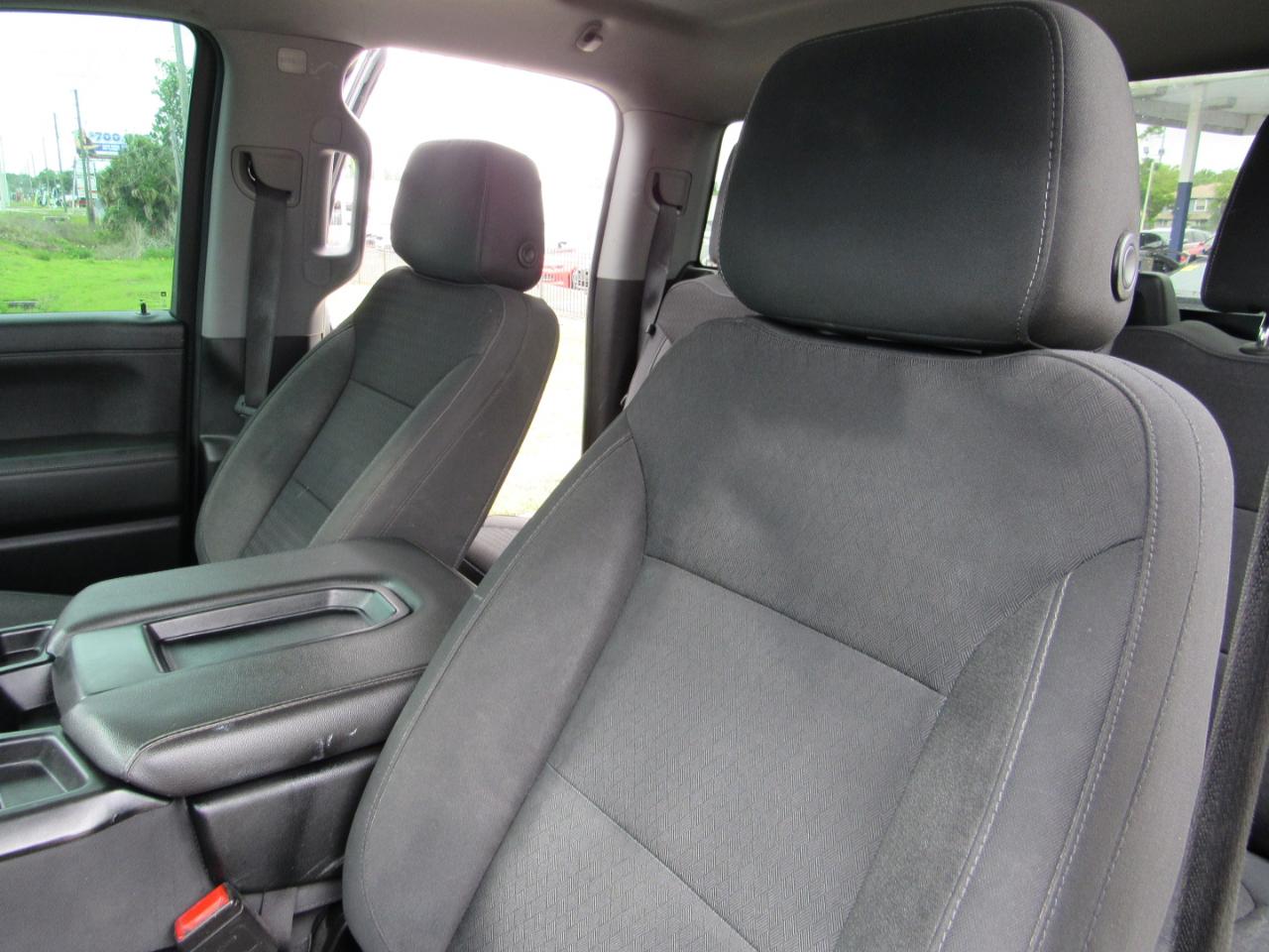 Chevrolet Silverado 1500 4WD Double Cab 147" LT 2020