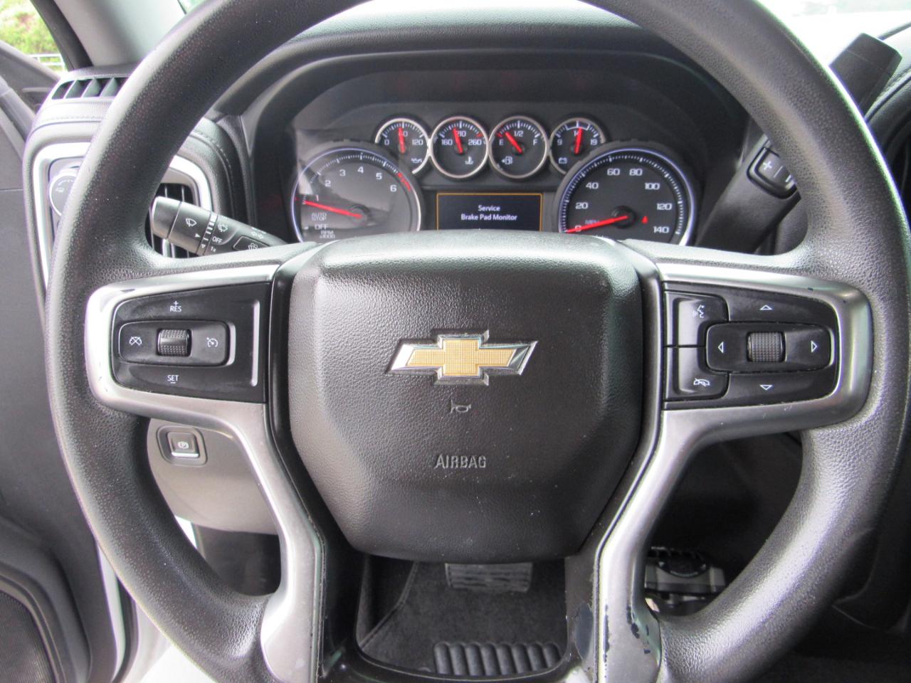 Chevrolet Silverado 1500 4WD Double Cab 147" LT 2020