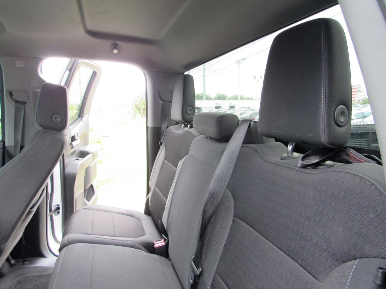 Chevrolet Silverado 1500 4WD Double Cab 147" LT 2020