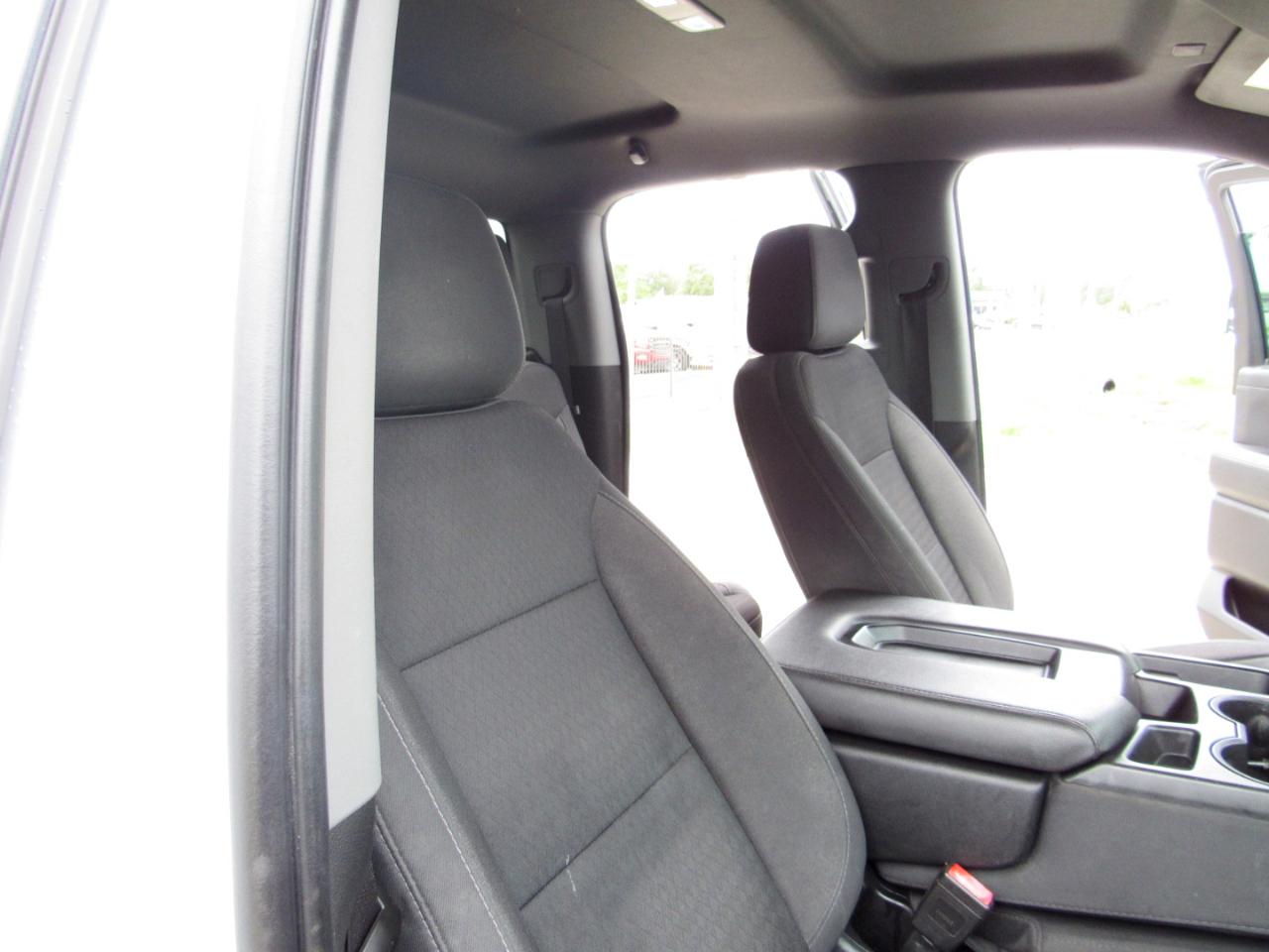 Chevrolet Silverado 1500 4WD Double Cab 147" LT 2020