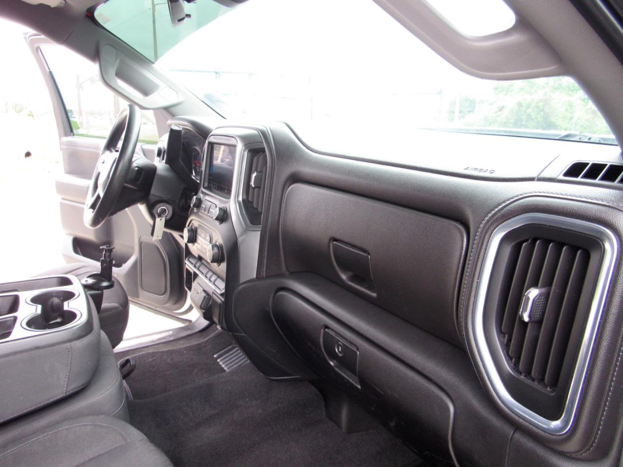 Chevrolet Silverado 1500 4WD Double Cab 147" LT 2020