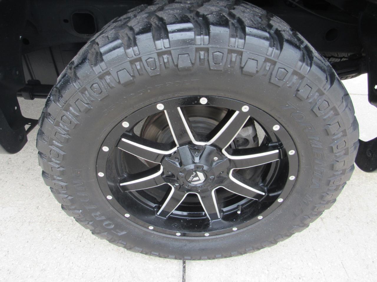 Chevrolet Silverado 1500 4WD Double Cab 147" LT 2020