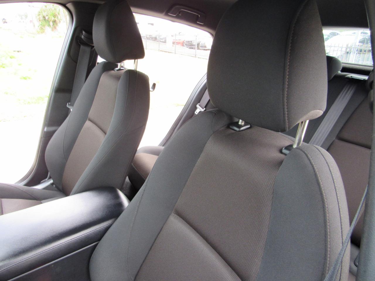 Mazda Mazda3 Hatchback 2.5 S Auto FWD 2022