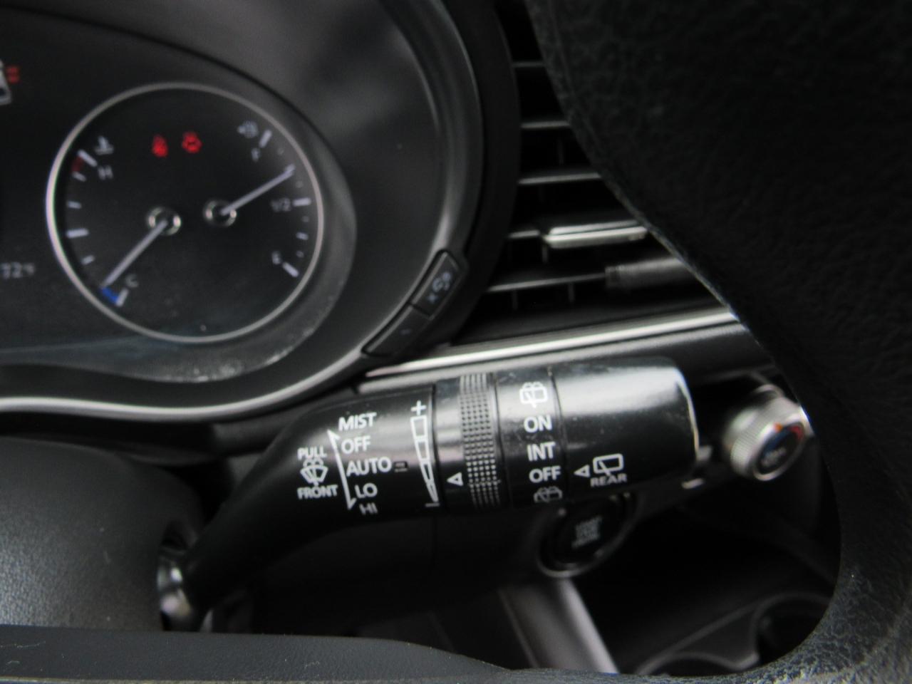 Mazda Mazda3 Hatchback 2.5 S Auto FWD 2022