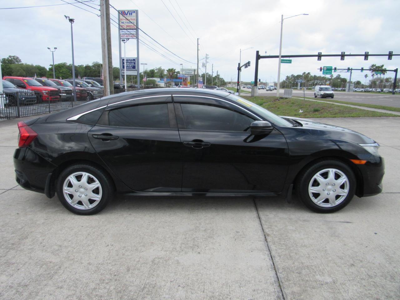 Honda Civic Sedan LX CVT 2017