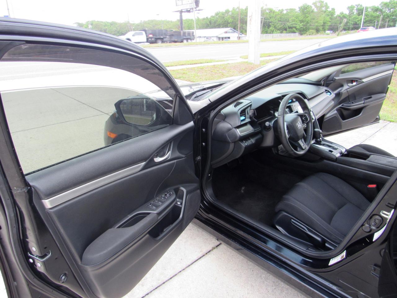 Honda Civic Sedan LX CVT 2017