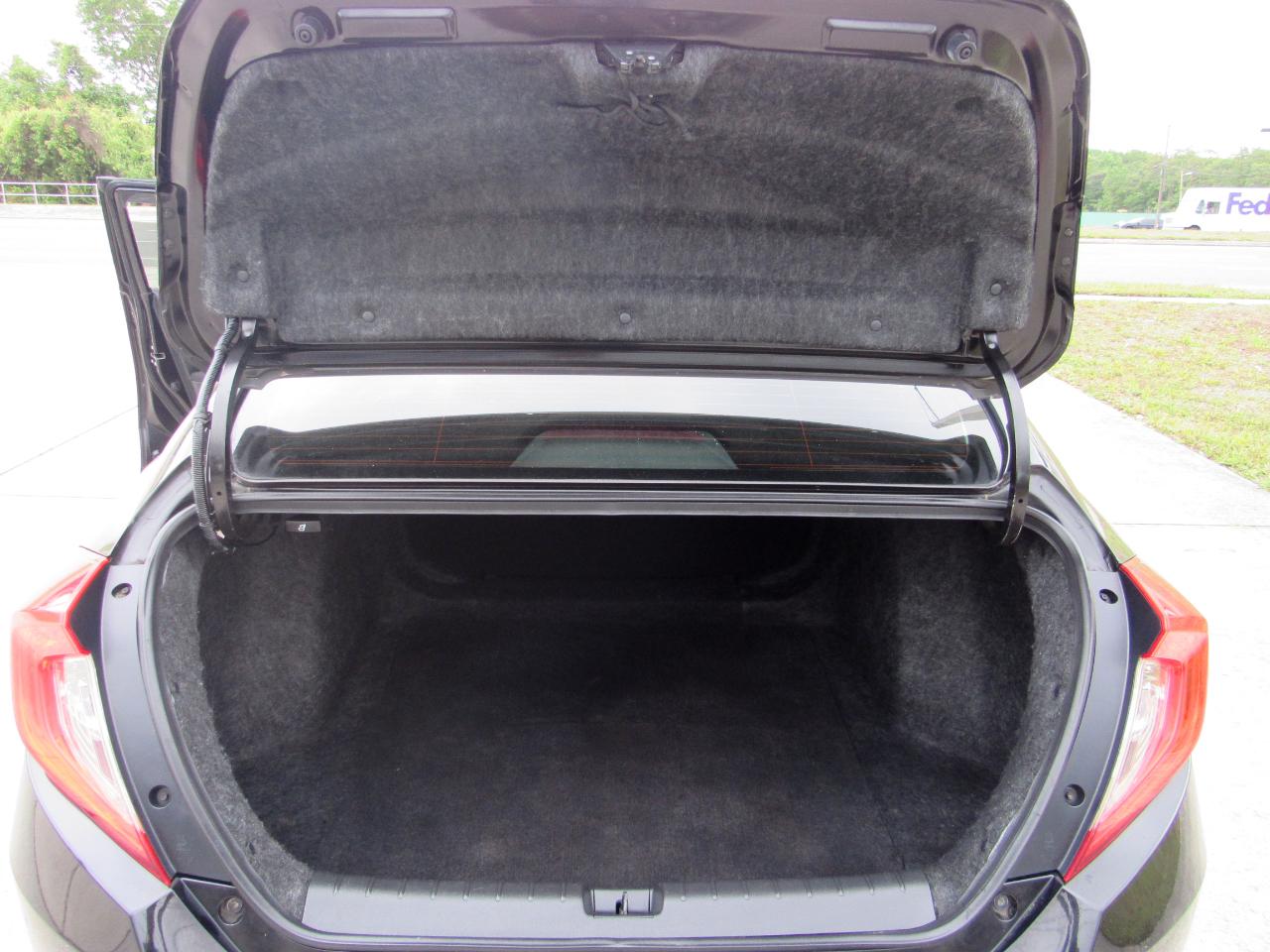 Honda Civic Sedan LX CVT 2017