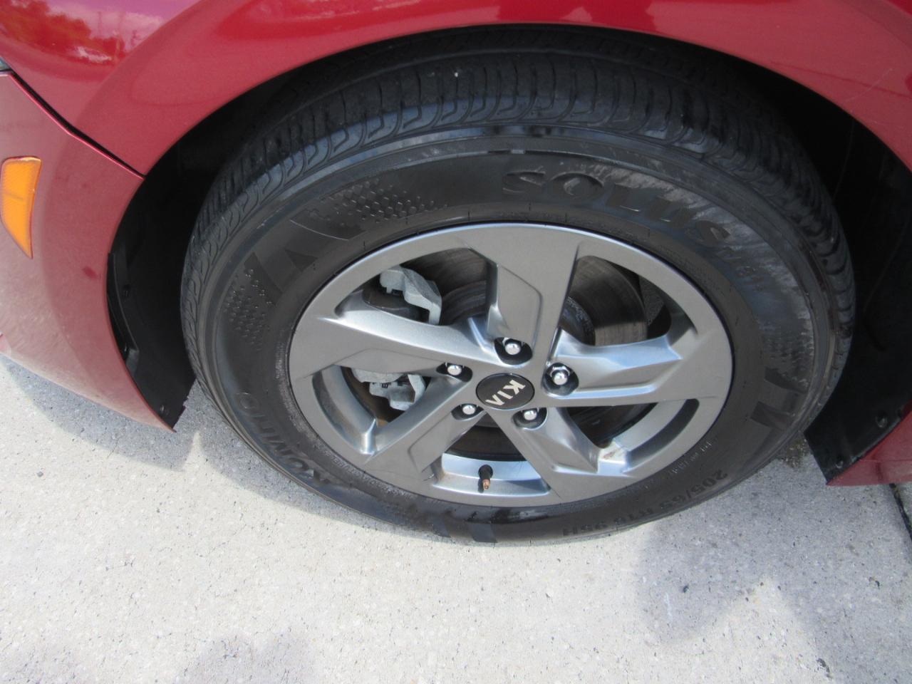 Kia K5 LXS Auto FWD 2021