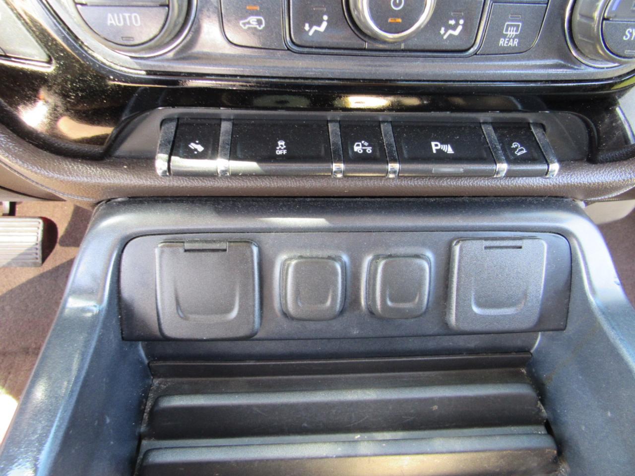 Chevrolet Silverado 1500 4WD Crew Cab 143.5" LTZ w/2LZ 2014