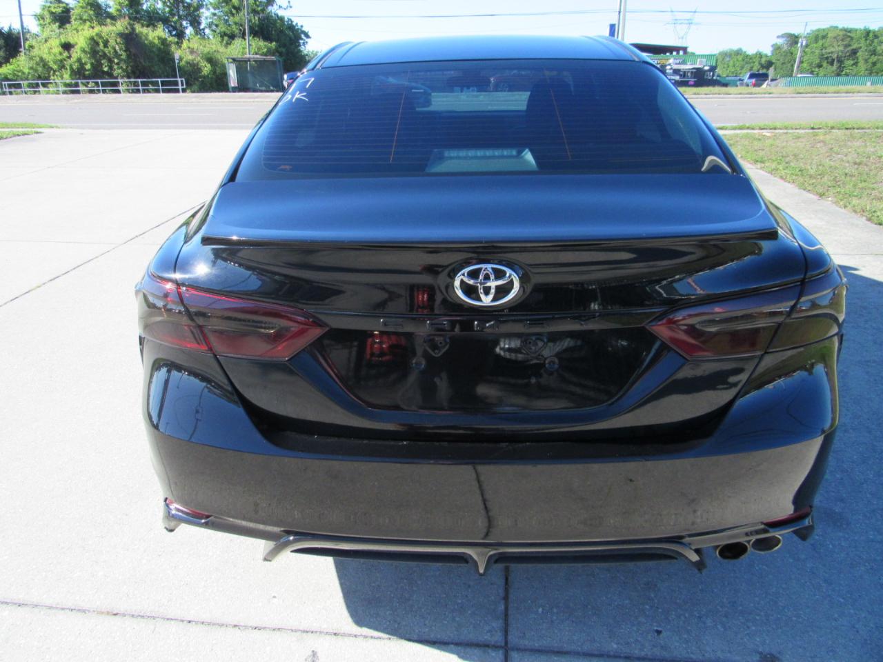 Toyota Camry XLE Auto (Natl) 2018