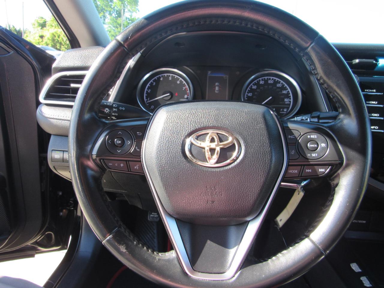 Toyota Camry XLE Auto (Natl) 2018